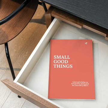 Small Good Things: A Journal to Help You Feel Good by Doing Good (for Yourself and Others) (Coral)